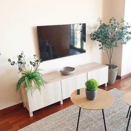 Modern In Diagonal Mar