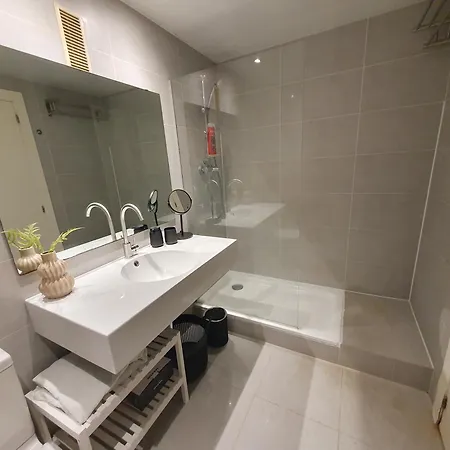 Modern In Diagonal Mar Apartment