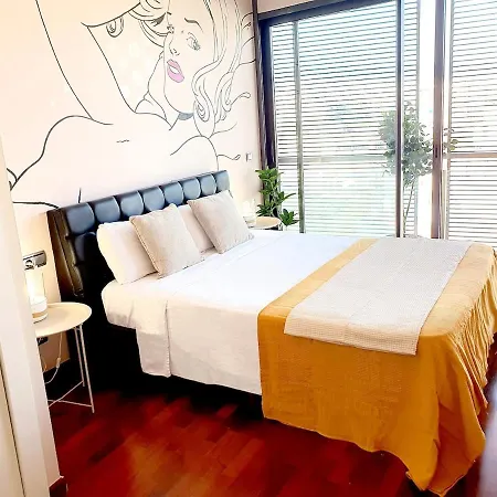 Modern In Diagonal Mar Daire